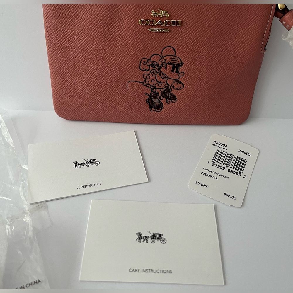 Coach x Disney Minnie Mouse Pink/Mauve Glitter Roller Skate Zip Wristlet! RARE